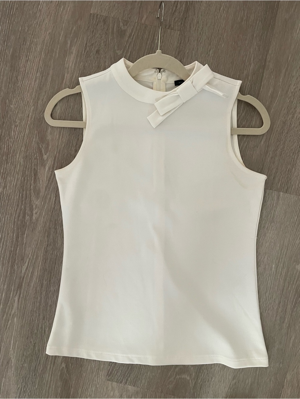 Ann Taylor Ivory Sleeveless Top with Neck Bow